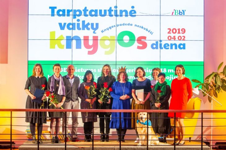 Sveikiname I. Ežerinytę ir A. Krilavičienę, apdovanotas Tarptautinės vaikų knygos dienos proga