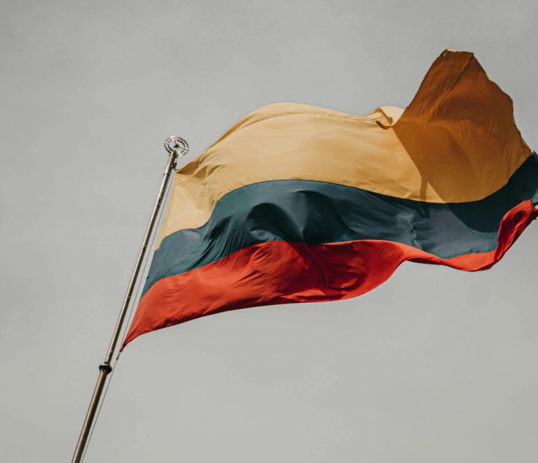 Sveikiname Lietuvos valstybės atkūrimo proga!